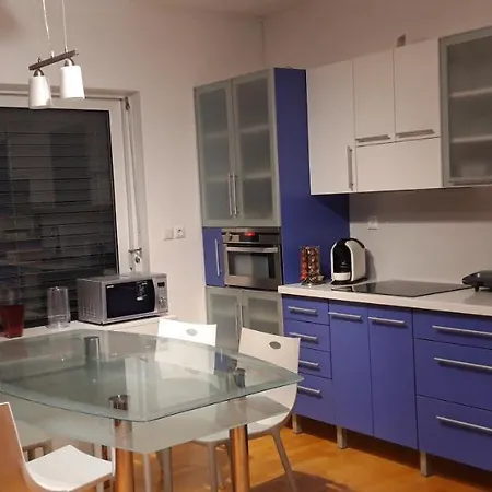 Apartment With Terrace And Free Parking Ljubljana Apartma *